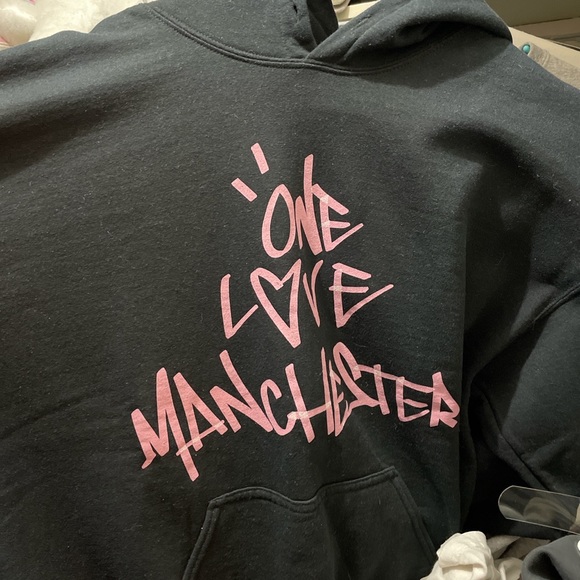 Ariana grande one love Manchester hoodie! - Picture 1 of 2